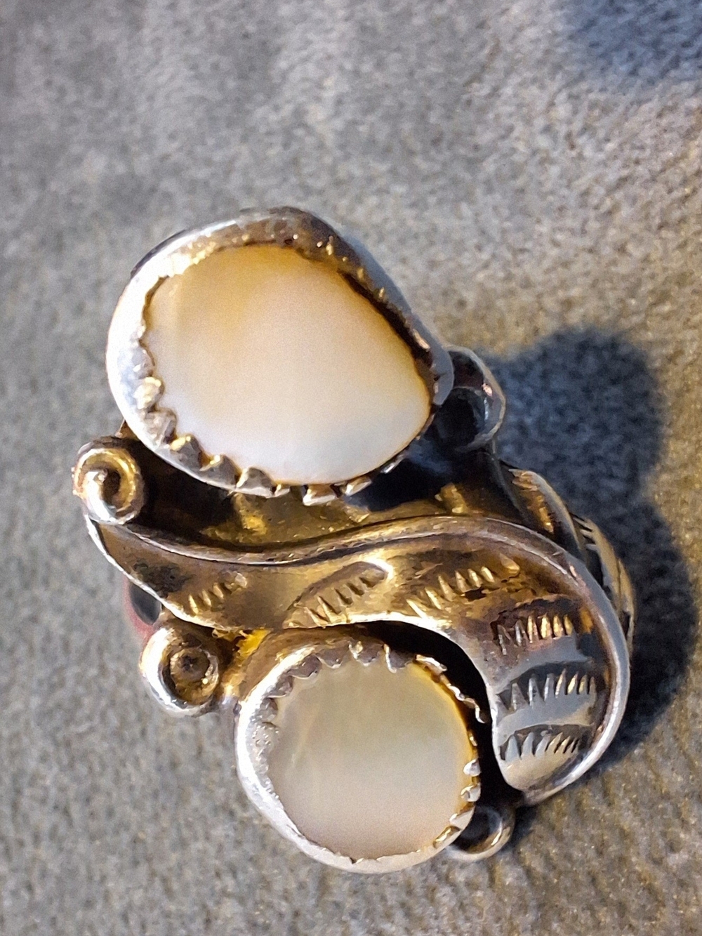 Navajo Sterling Silver Double Mother-of-Pearl Women's Ring  Size 6-6.25 Vintage